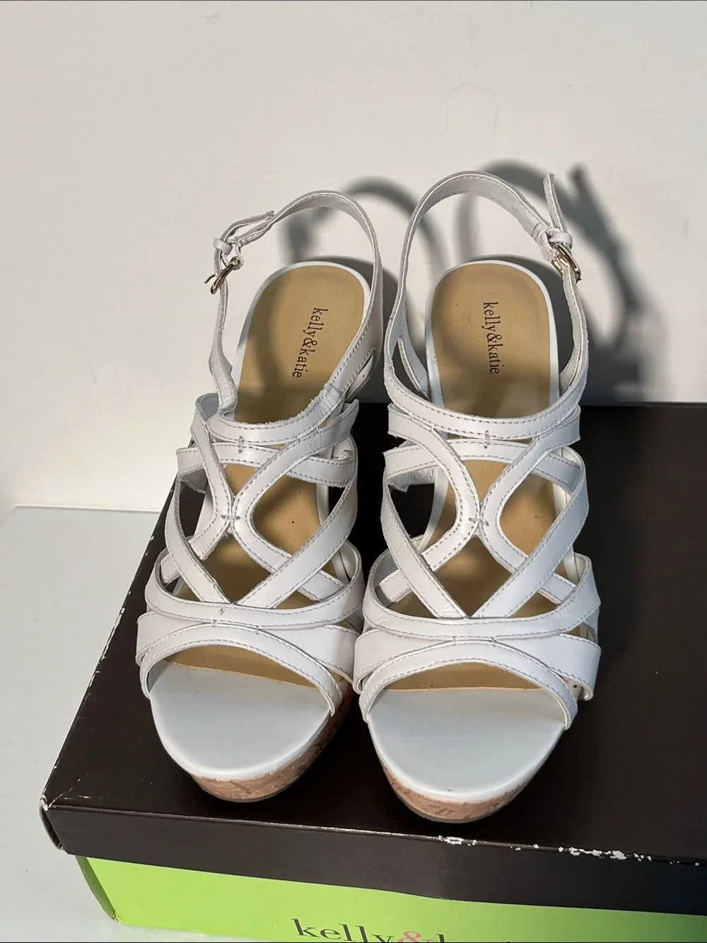 Kelly & KATIE NIB Summer Bridal Leather White Strappy Cork 3.5